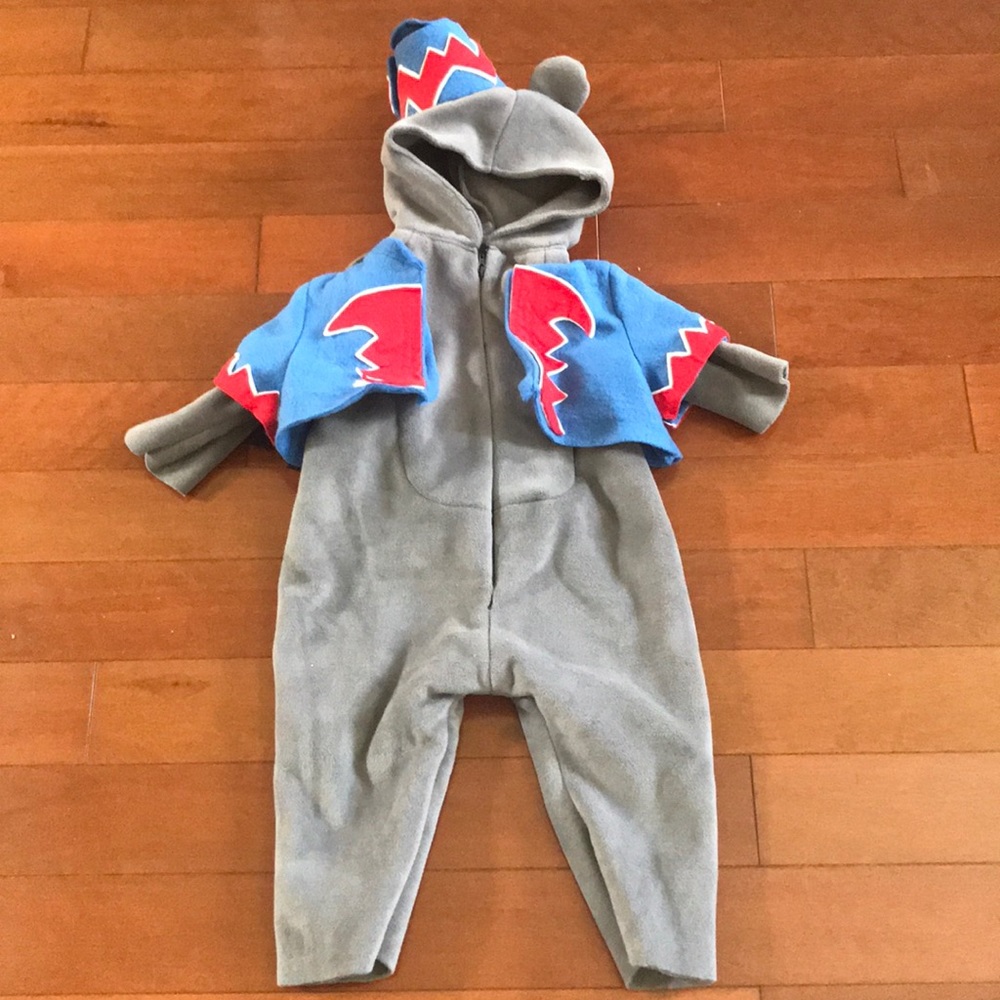 Flying monkey costume